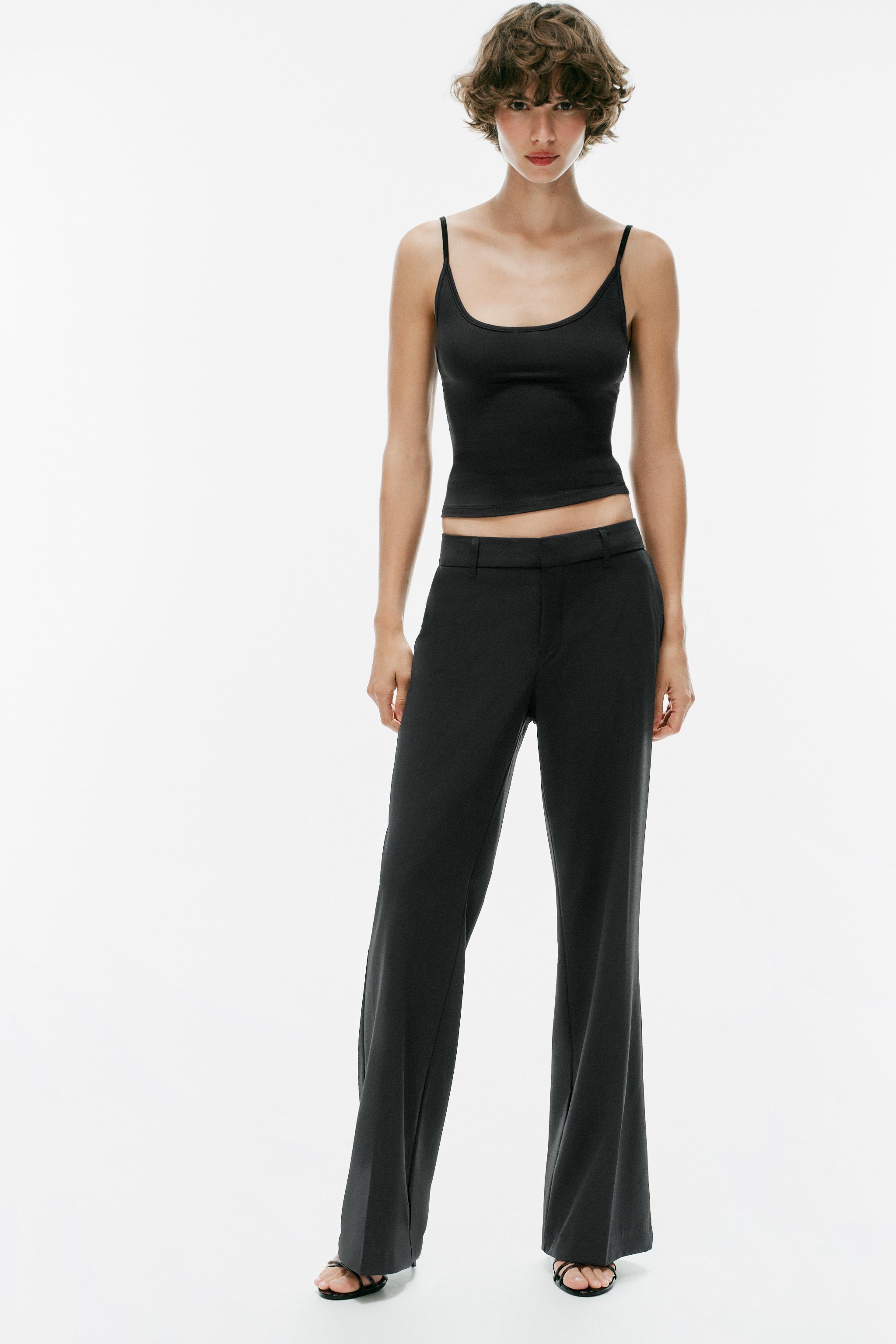LOW-RISE STRAIGHT LEG PANTS — Black