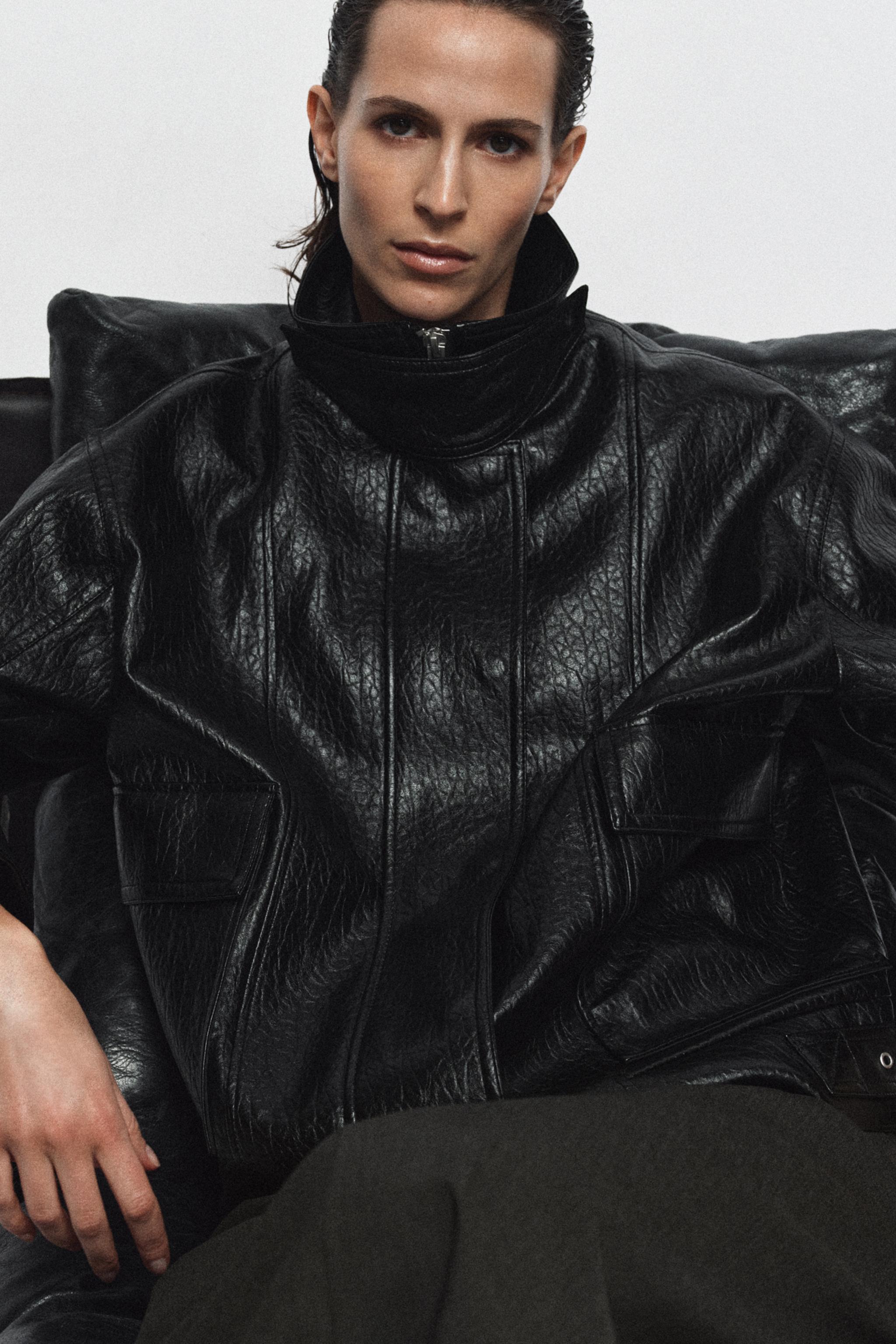 OVERSIZE SUNİ DERİ CEKET ZW COLLECTION - Görsel 5