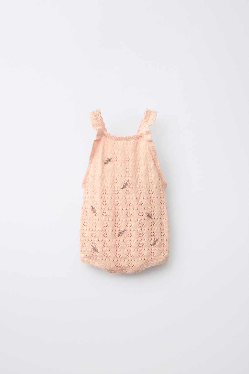 オープンニット刺繍フラワーロンパース - ピーチ | ZARA Japan / 日本