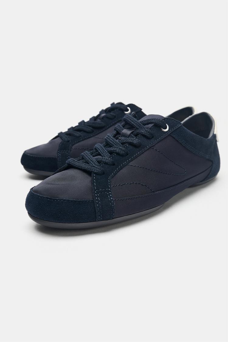 TENIS BLUCHER CON TALÓN CONTRASTANTE 5