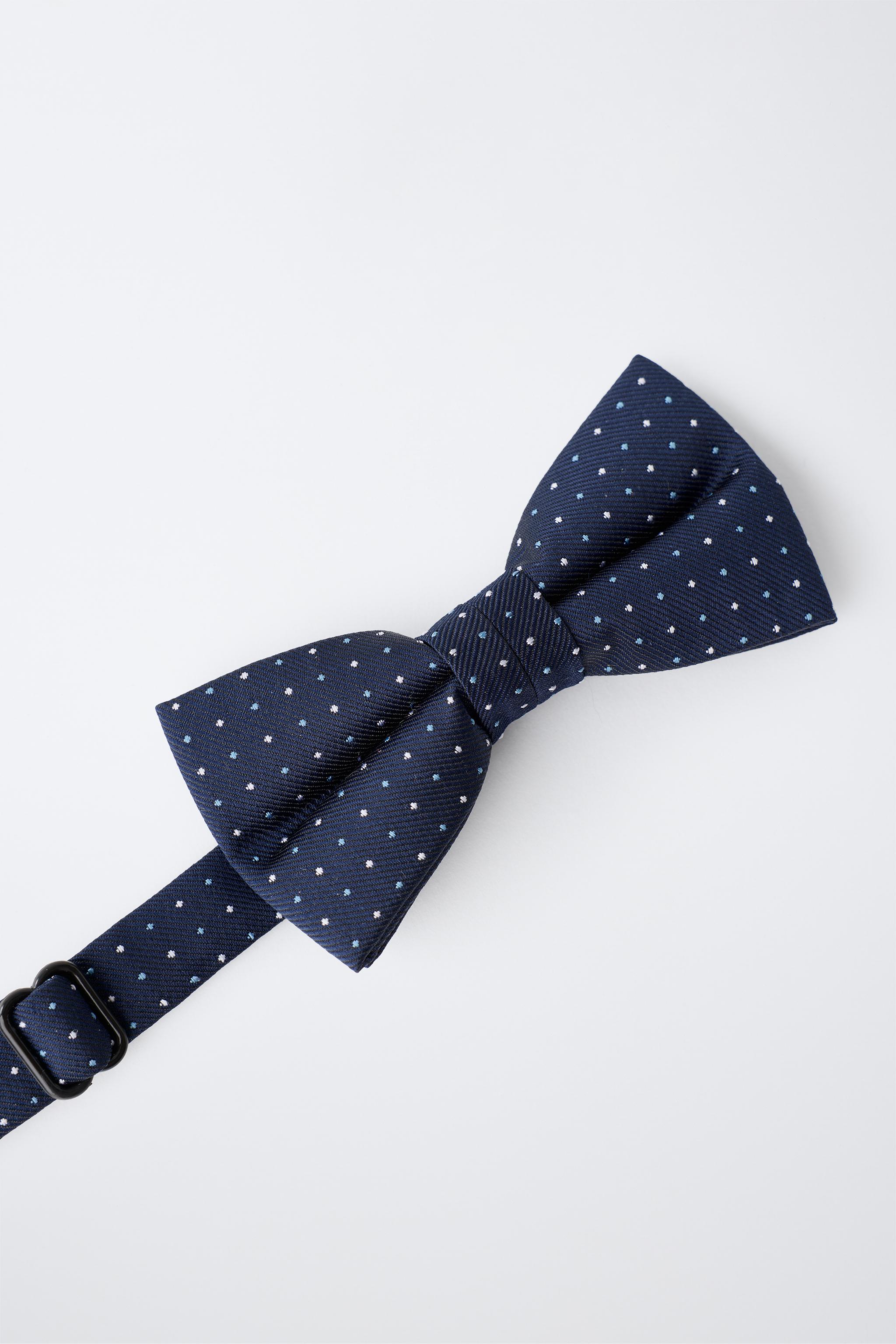 POLKA DOT BOW TIE