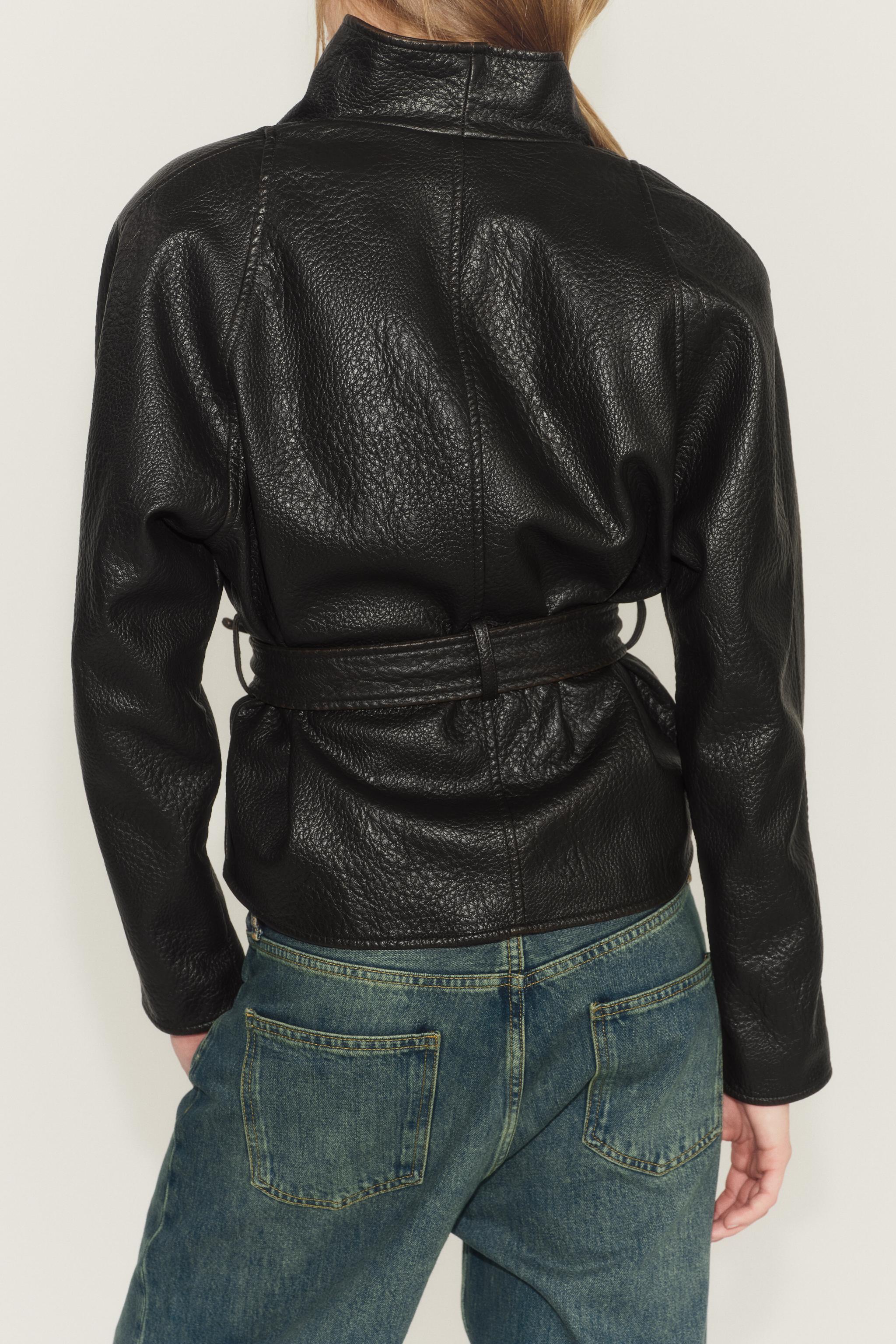 Женские куртки Zara ZW COLLECTION FAUX LEATHER BELTED JACKET — фото 2