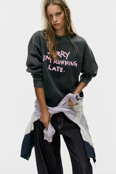 WASHED EFFECT TEXT SWEATSHIRT — Black 1