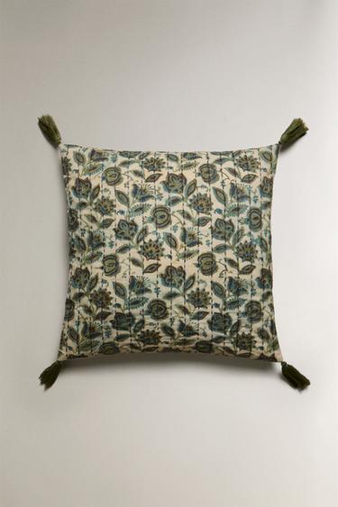 FLOWER AND TASSEL CUSHION COVER - Green by Zara - Image 0