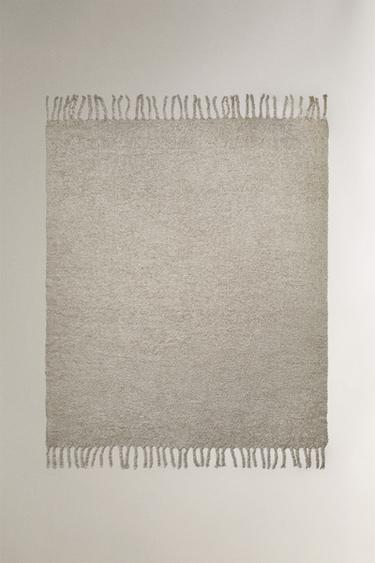 FRINGED THROW - Pearl grey by Zara