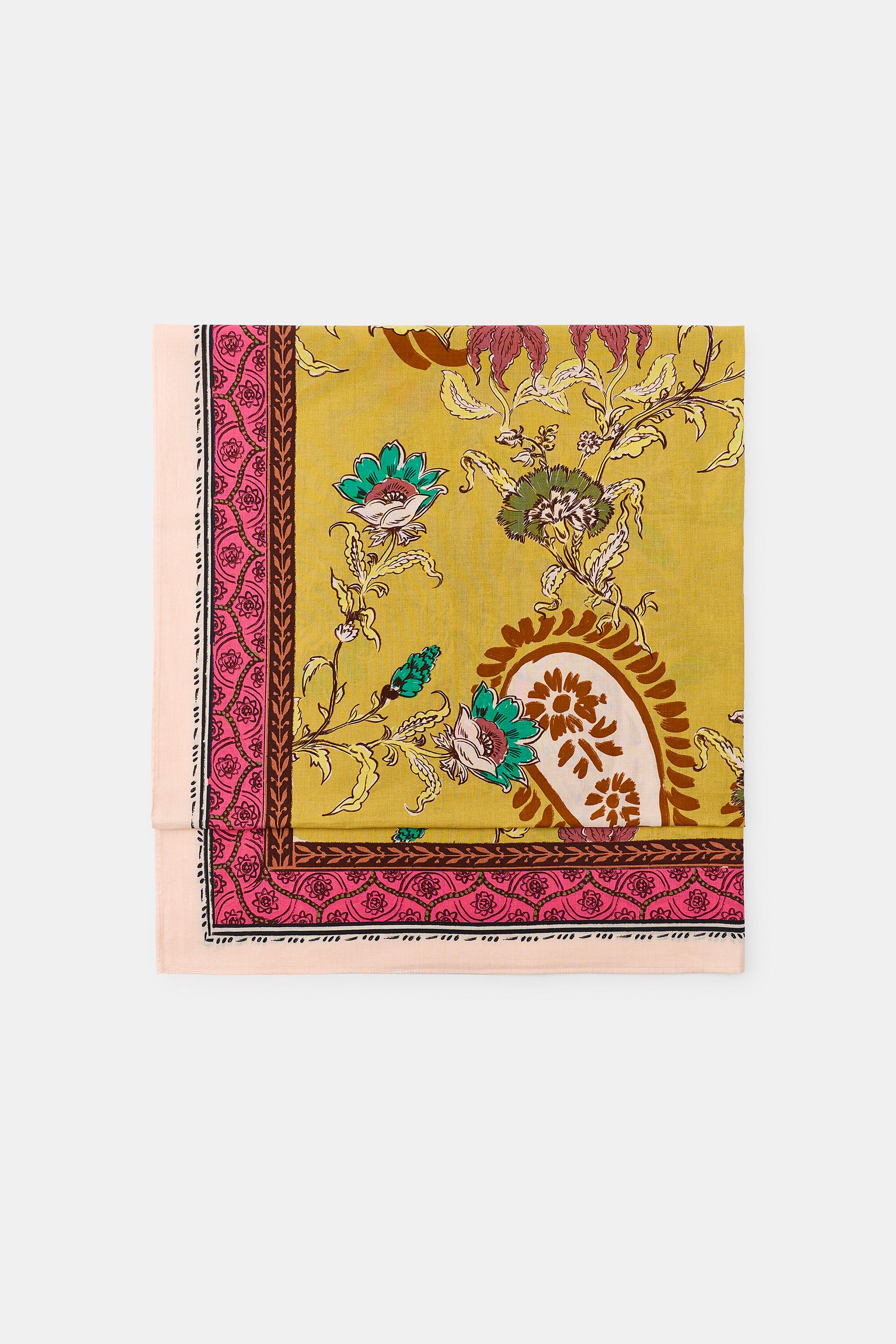 PAISLEY PRINT SCARF — Multicolored