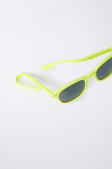 FLEXIBLE SUNGLASSES - Fluorescent lime by Zara