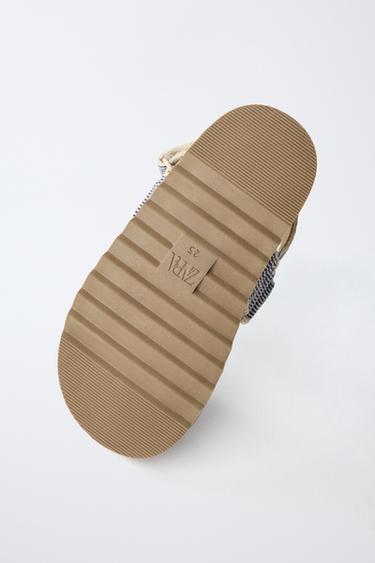 SANDALES À RAYURES - Multicolore de Zara - Image 8