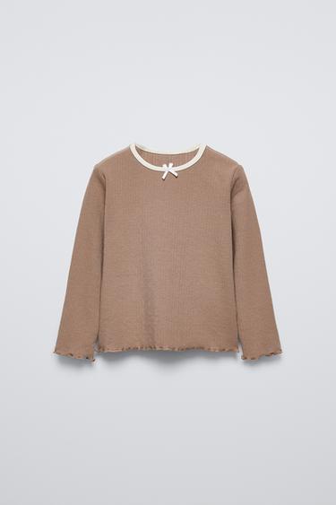 CAMISETA POINTELLE VIVOS - Chocolate de Zara
