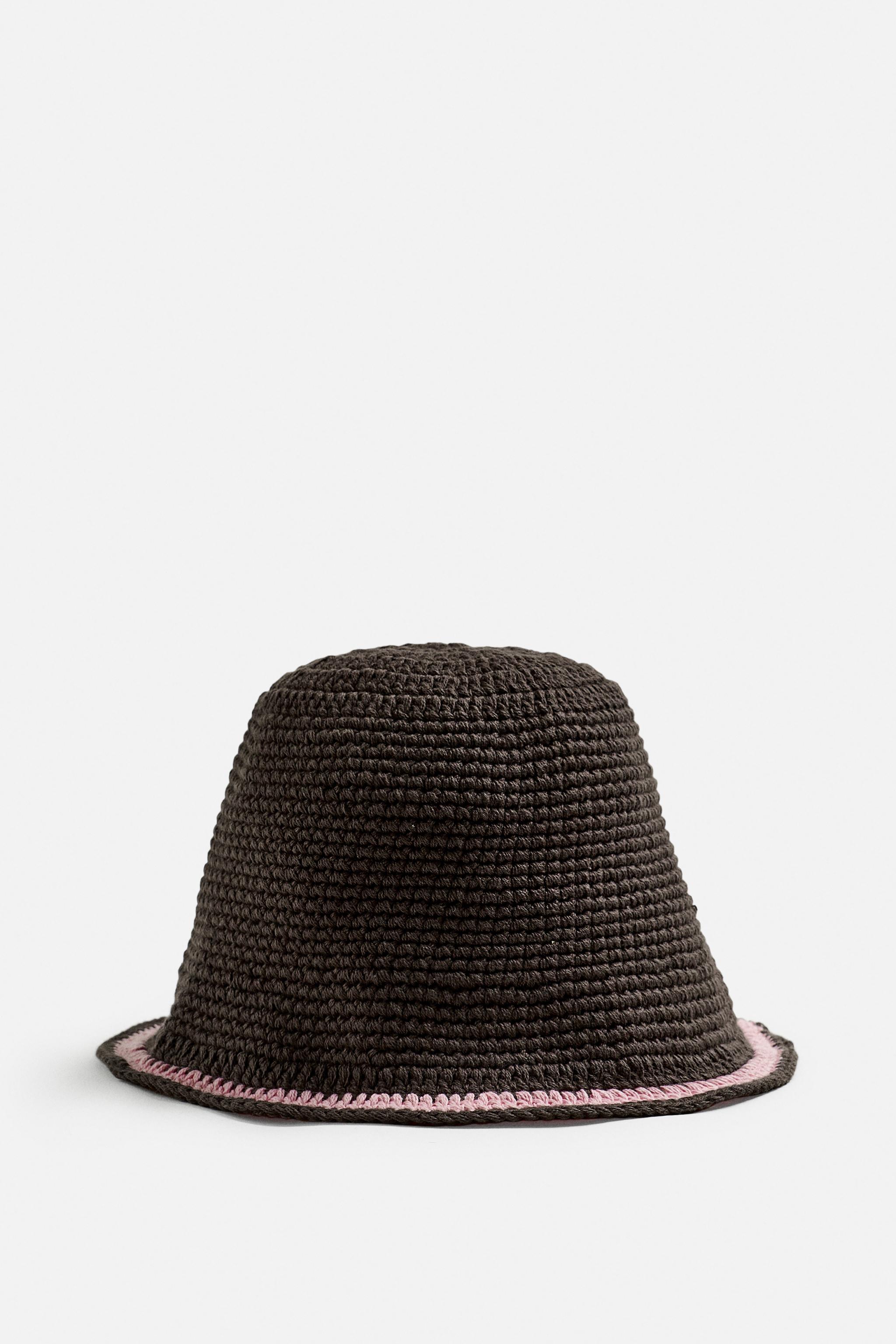 CROCHET BAND BUCKET HAT