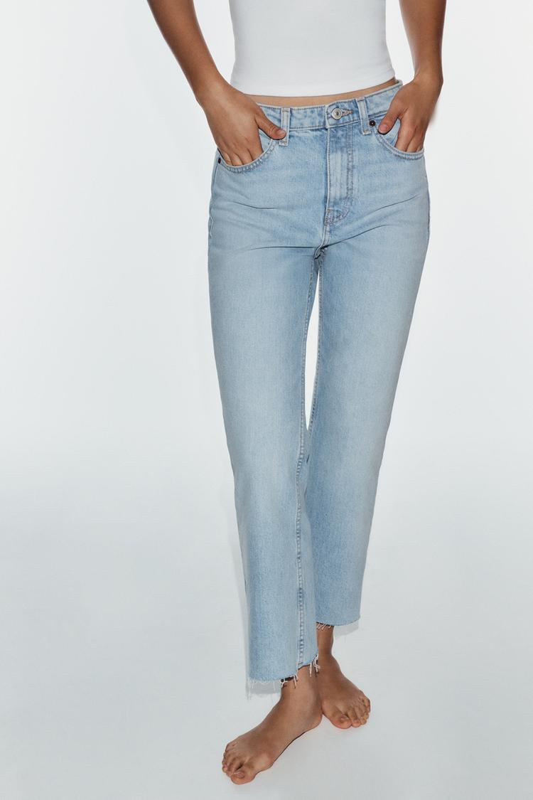 Jeans acampanados cortos de tiro alto TRF 2