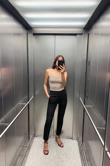БРЮКИ С ЭЛАСТИЧНОЙ ТАЛИЕЙ — ЧЕРНЫЙ от Zara — изображение 0