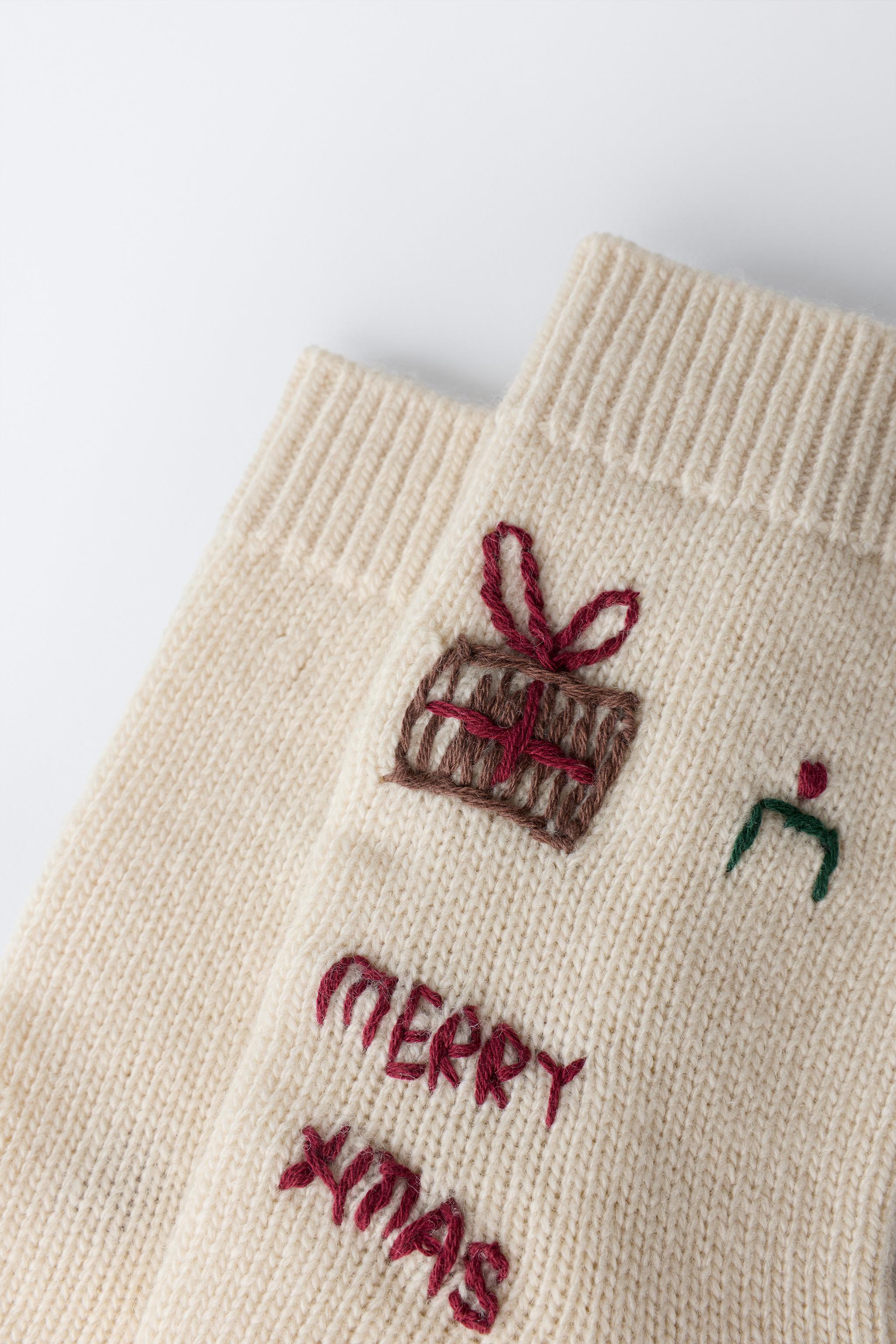 EMBROIDERED WOOL SOCKS