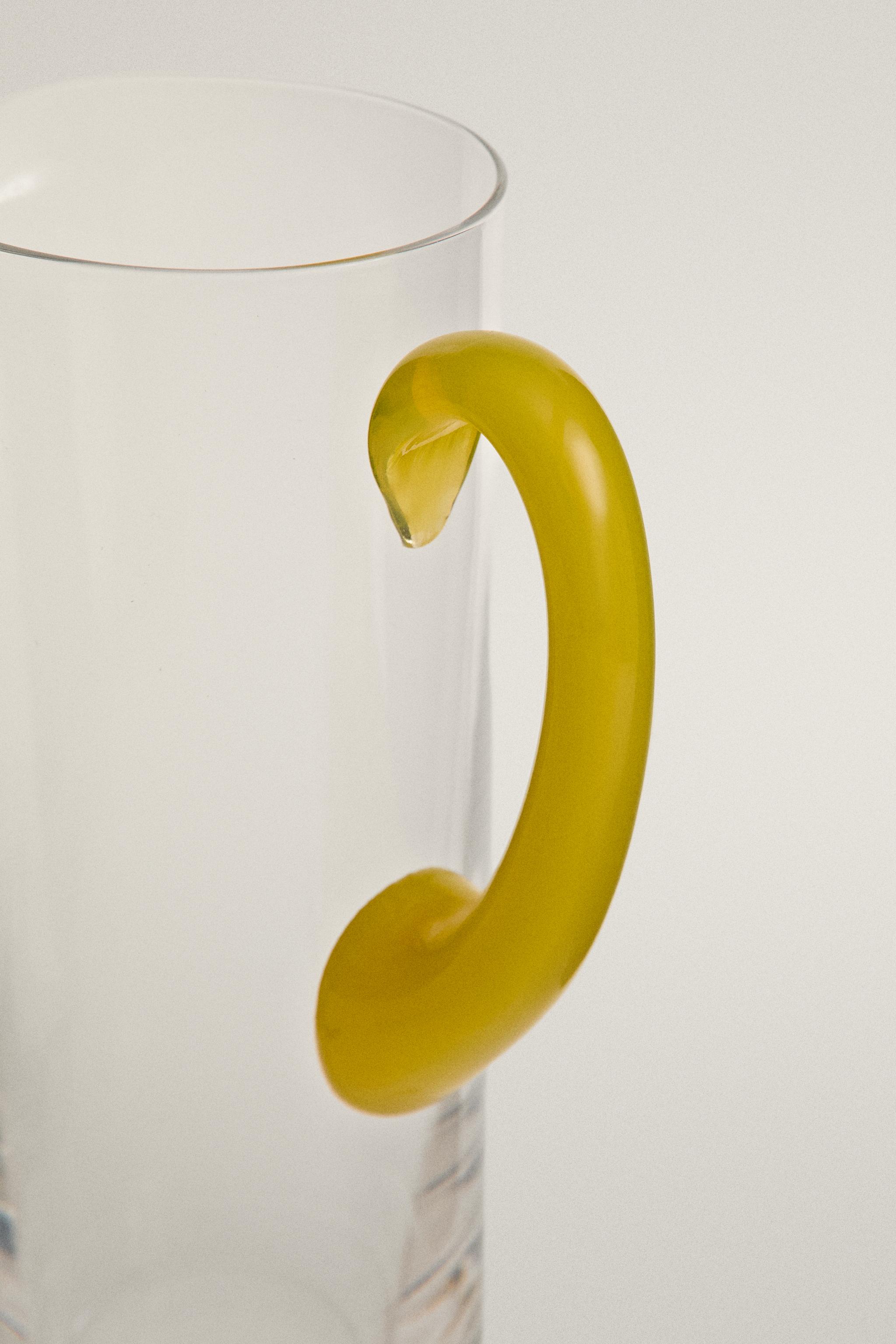 CRYSTALLINE PITCHER WITH CONTRAST HANDLE — Yellow