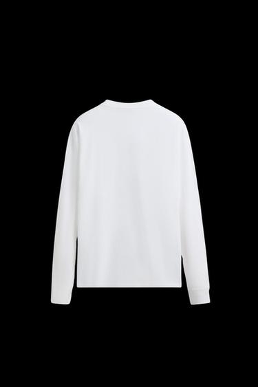 T-SHIRT MIT LANGEN ÄRMELN - Weiß von Zara
