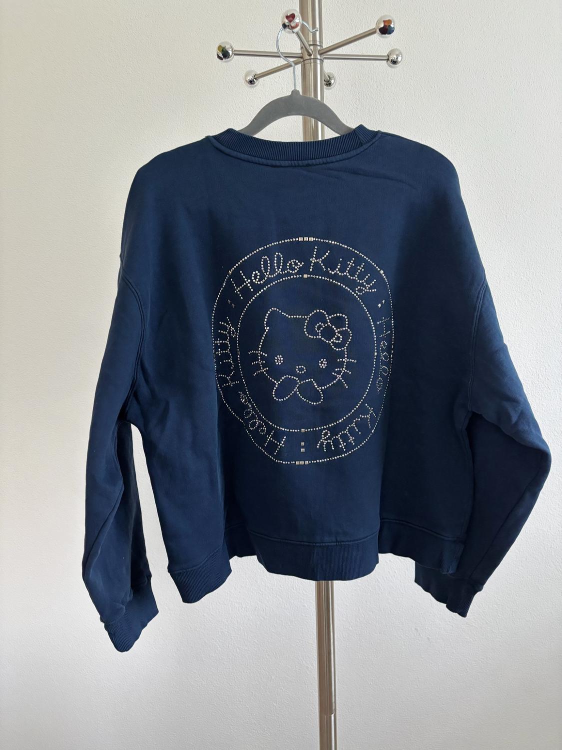 ΠΛΥΜΜΕΝΟ ΦΟΥΤΕΡ HELLO KITTY © 2025 SANRIO - Image 2