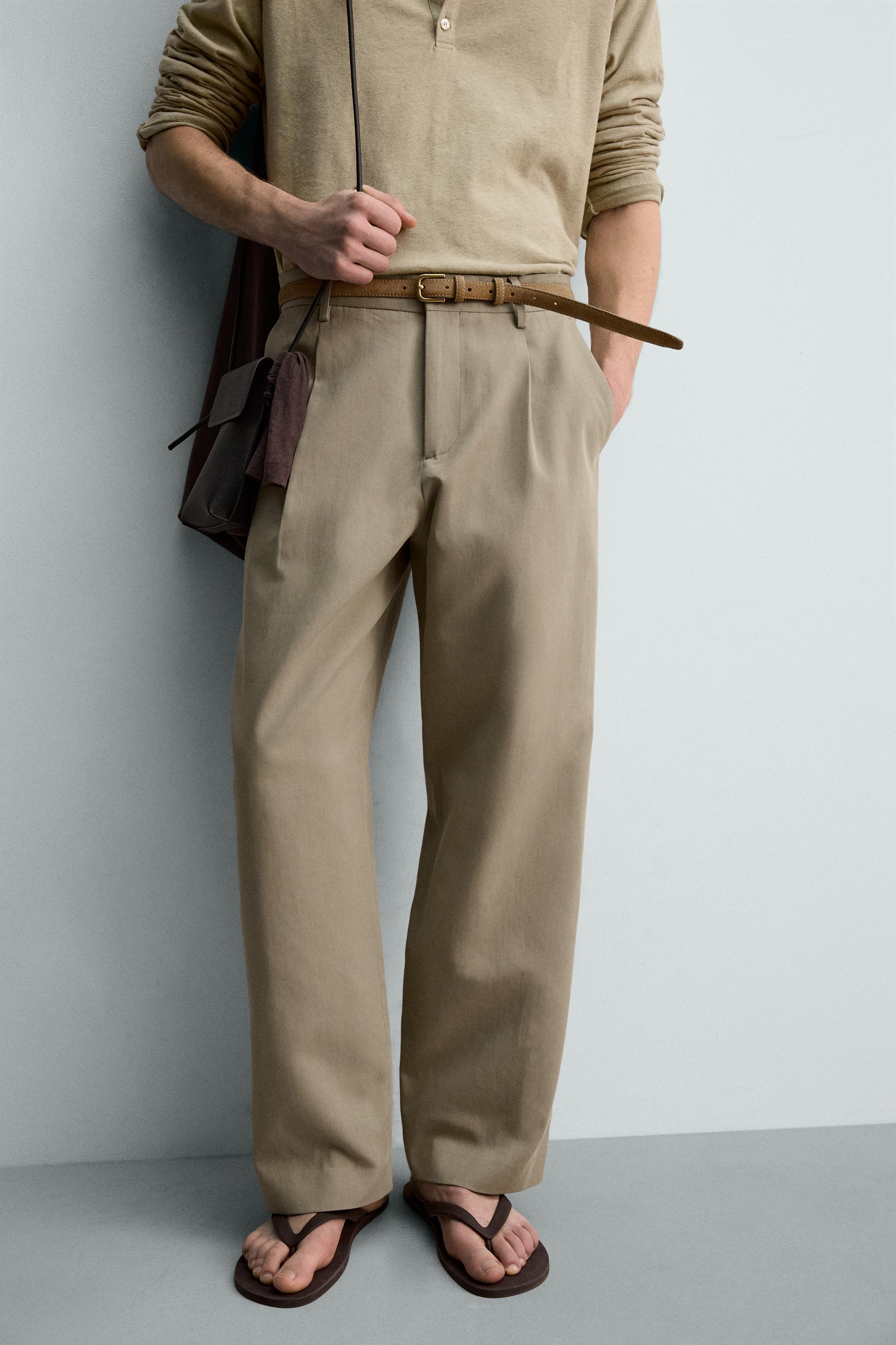PLEATED STRAIGHT FIT PANTS