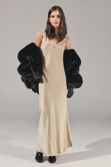 VESTIDO MIDI SATINADO - Cava de Zara