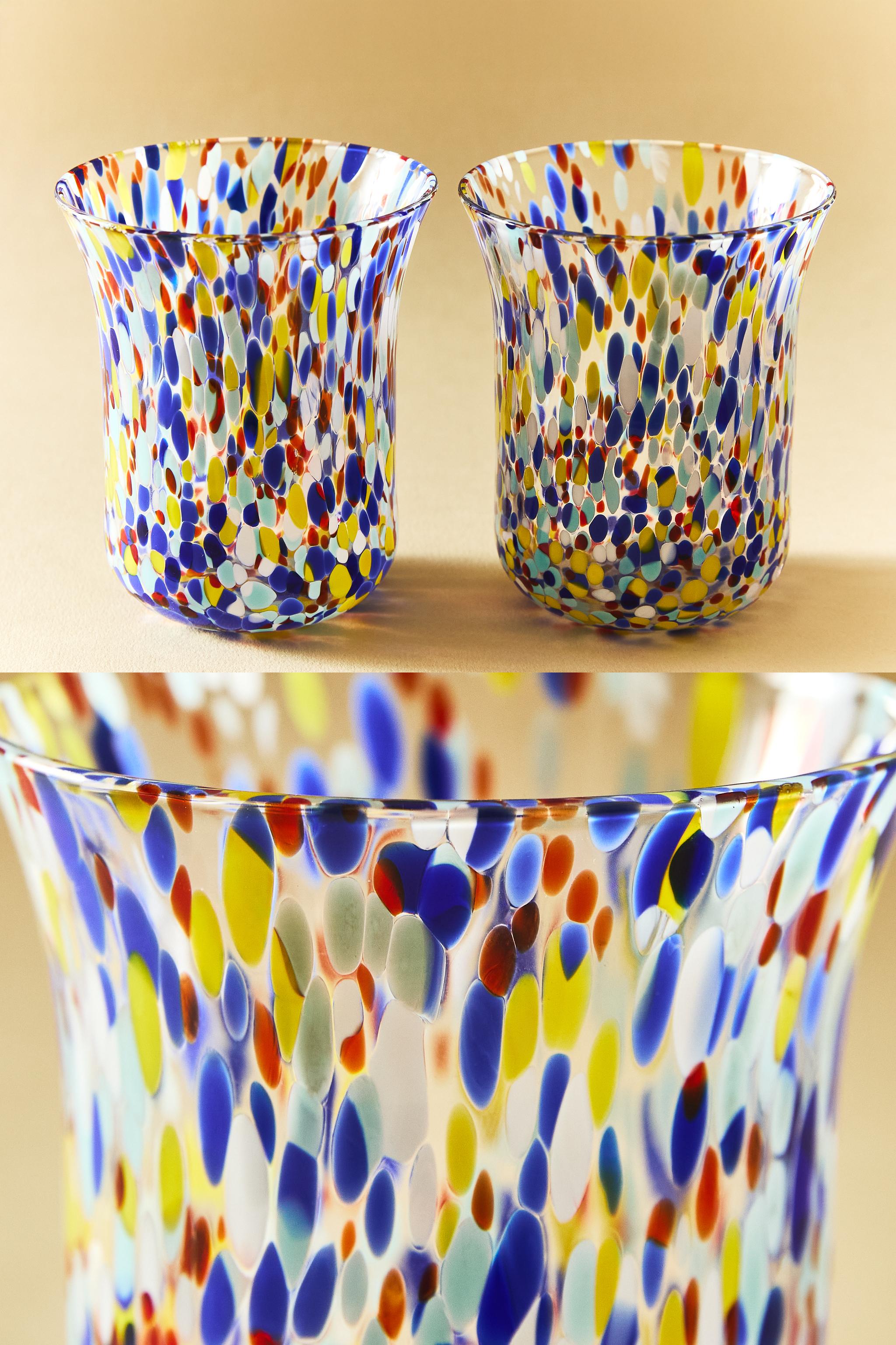 BLOWN GLASS TUMBLER WITH SPECKLED DESIGN