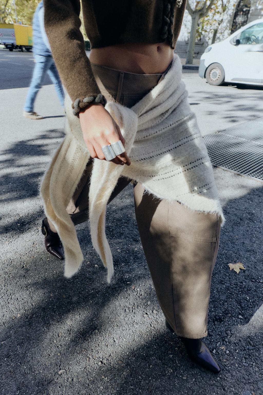 CHAL TRIANGULAR CALADOS