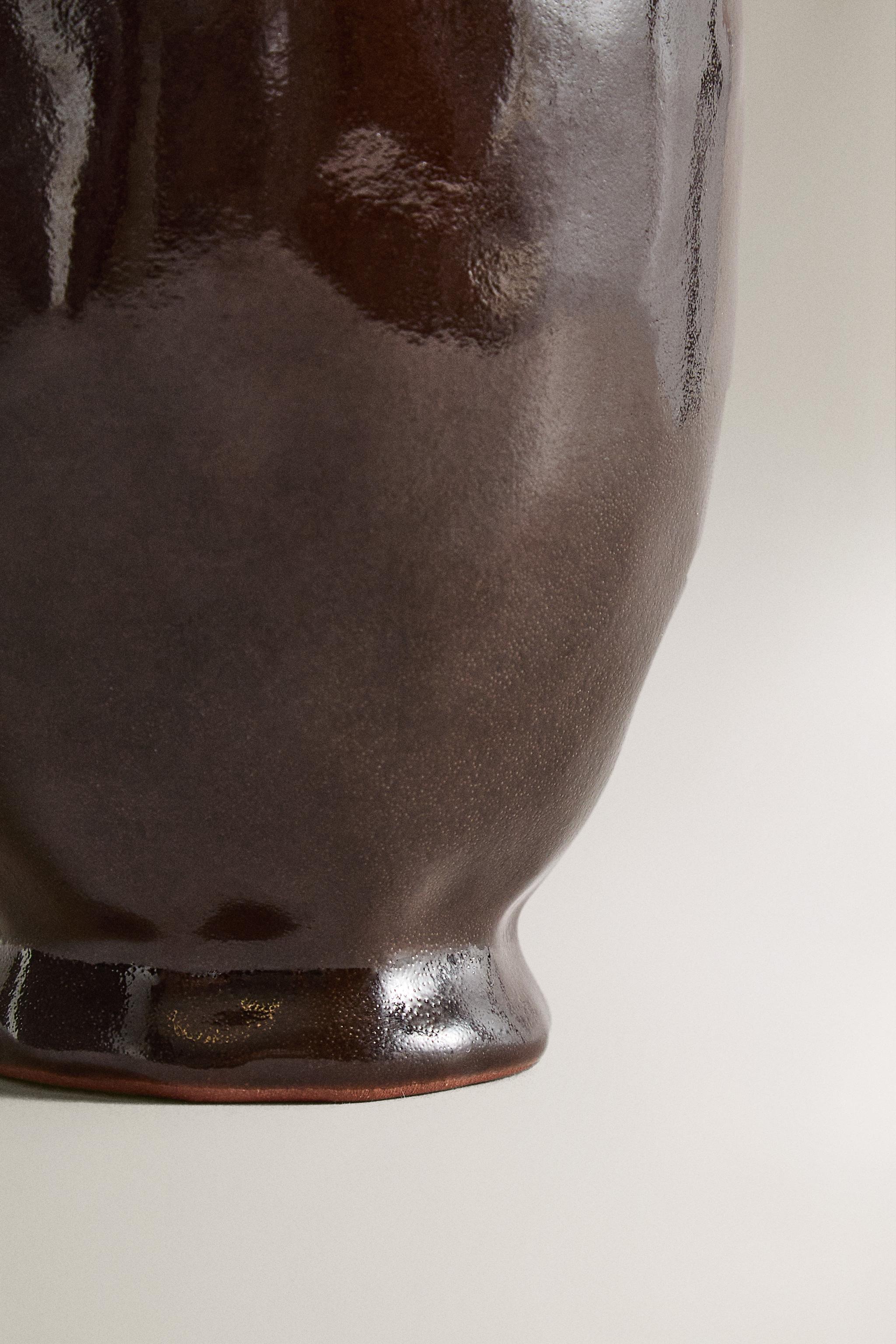 BROWN CERAMIC TOOTHBRUSH HOLDER