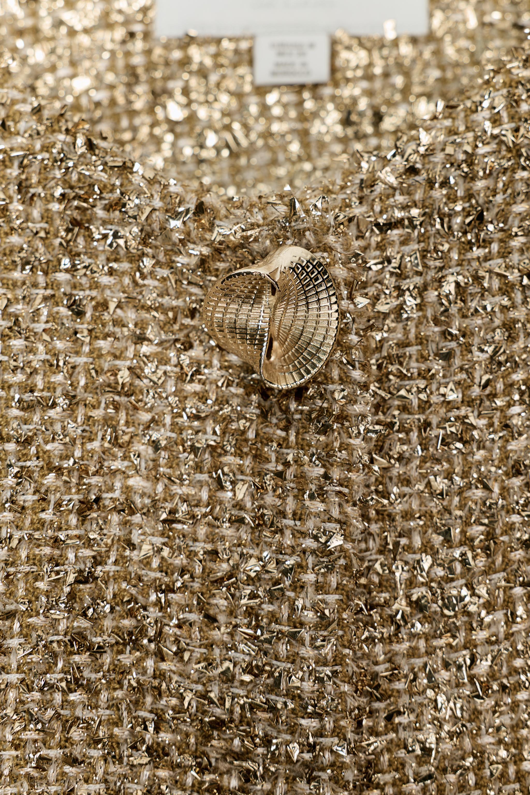 VESTE COURTE STRUCTURÉE À FIL MÉTALLISÉ