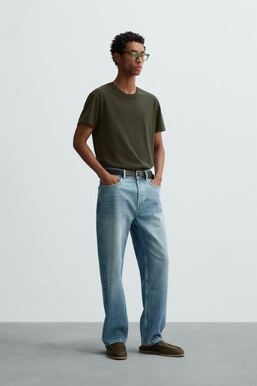 CAMISETA SLIM FIT LAVADA - Preto / Marrom da Zara - Imagem 0