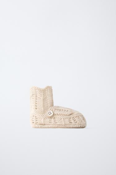 BOOTIES WITH DETAIL - Ecru White by Zara