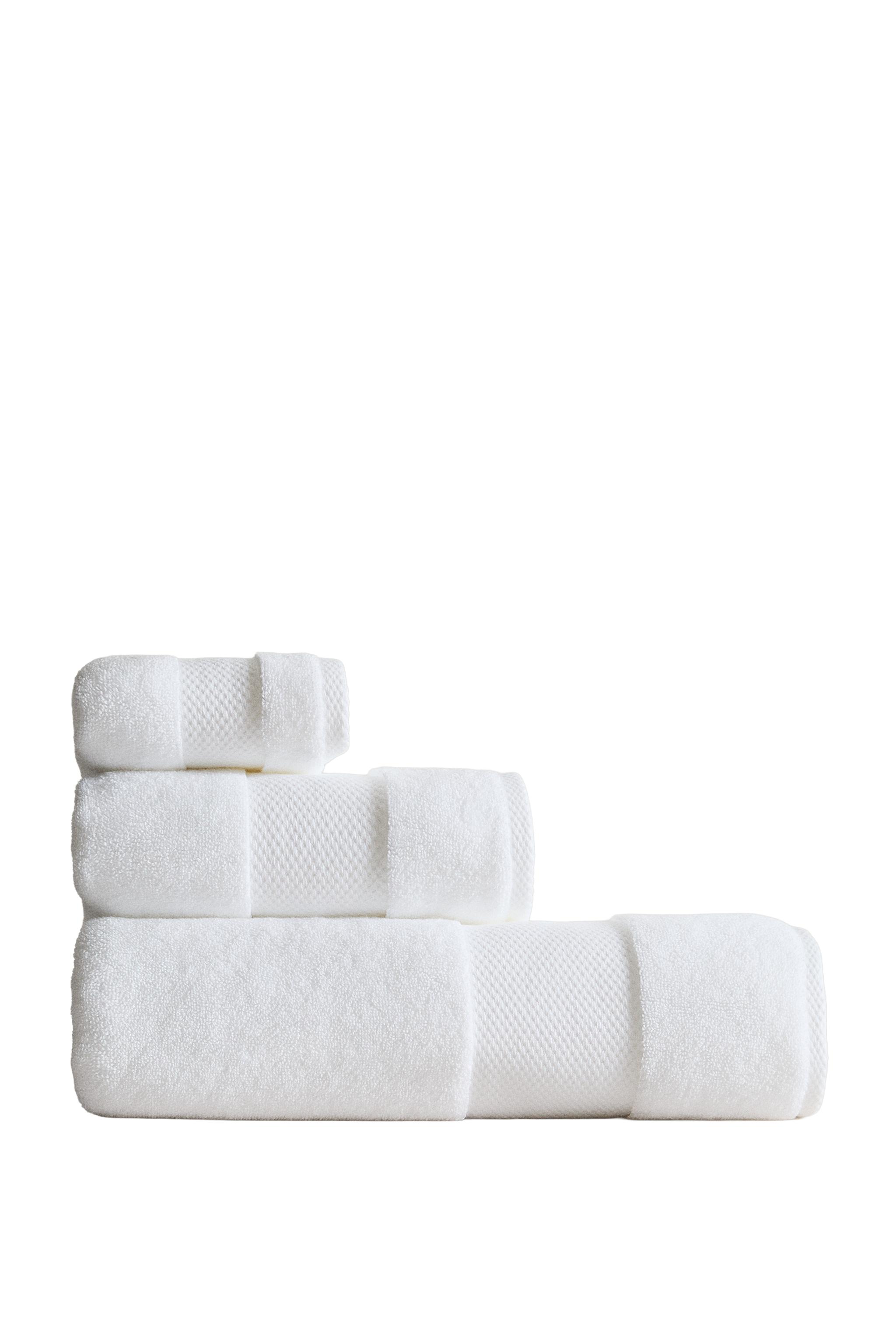 EXTRA SOFT BATH TOWEL (800 GXM²) - White | ZARA United States