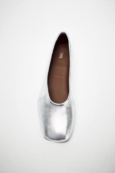 METALLIC LEATHER BALLET FLATS - Silver by Zara