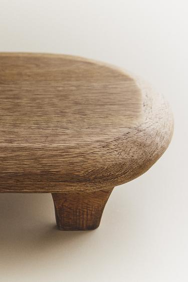 Zara WOODEN CUTTING BOARD WITH LEGS - Brown