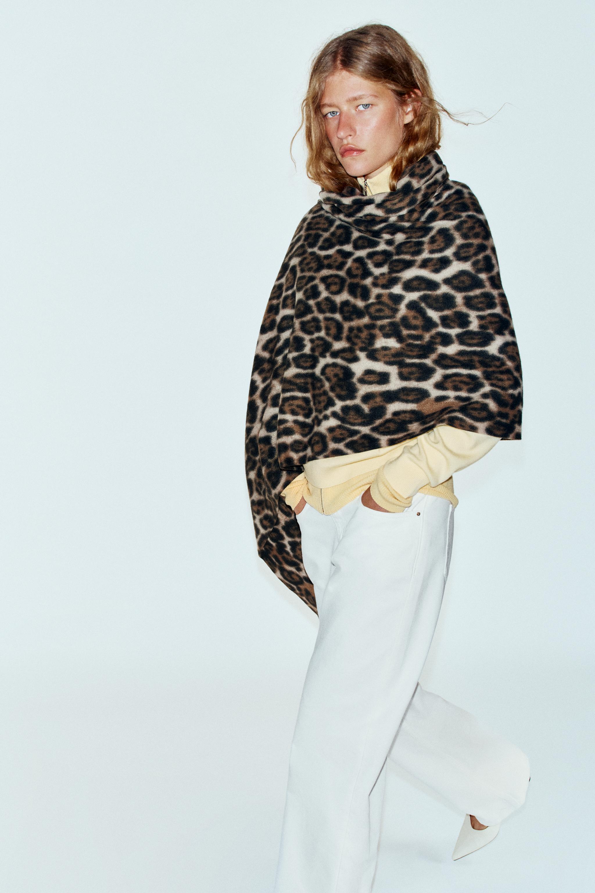 ANIMAL PRINT SCARF