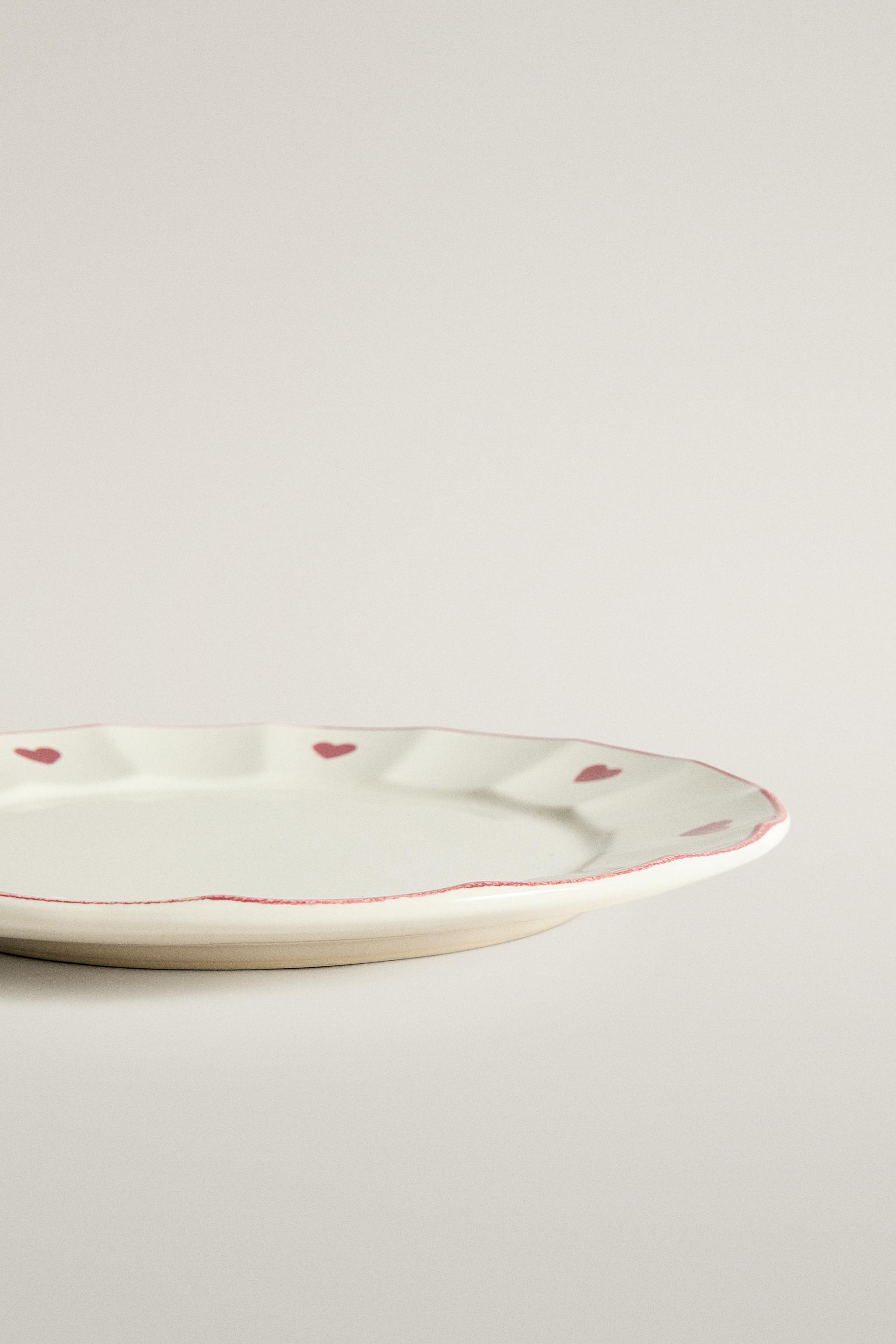 CHRISTMAS HEARTS DESSERT PLATE
