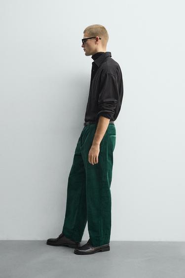 PANTALON RELAXED FIT EN VELOURS CÔTELÉ - VERT de Zara - Image 3