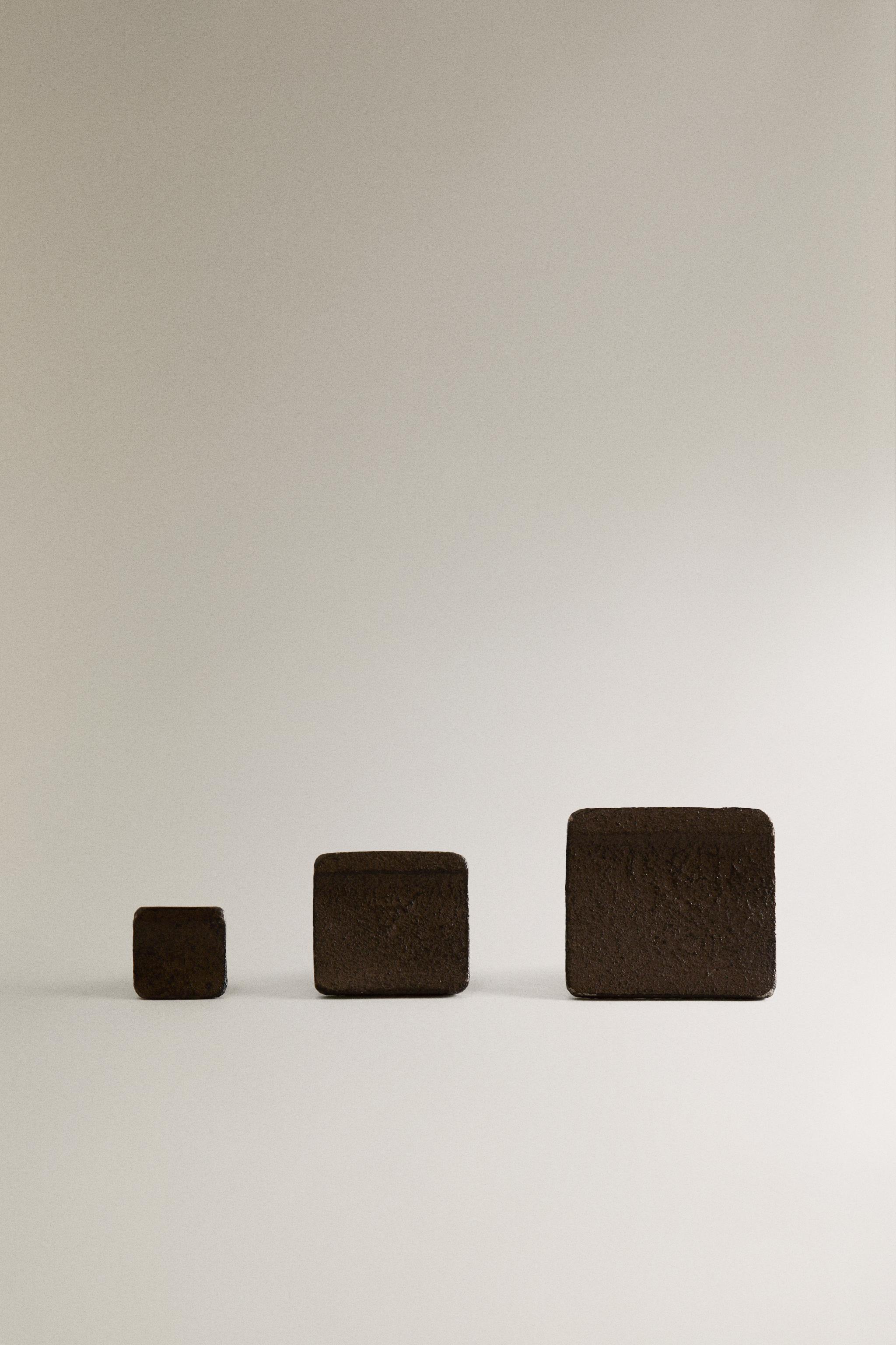 IRON HOOKS — Black