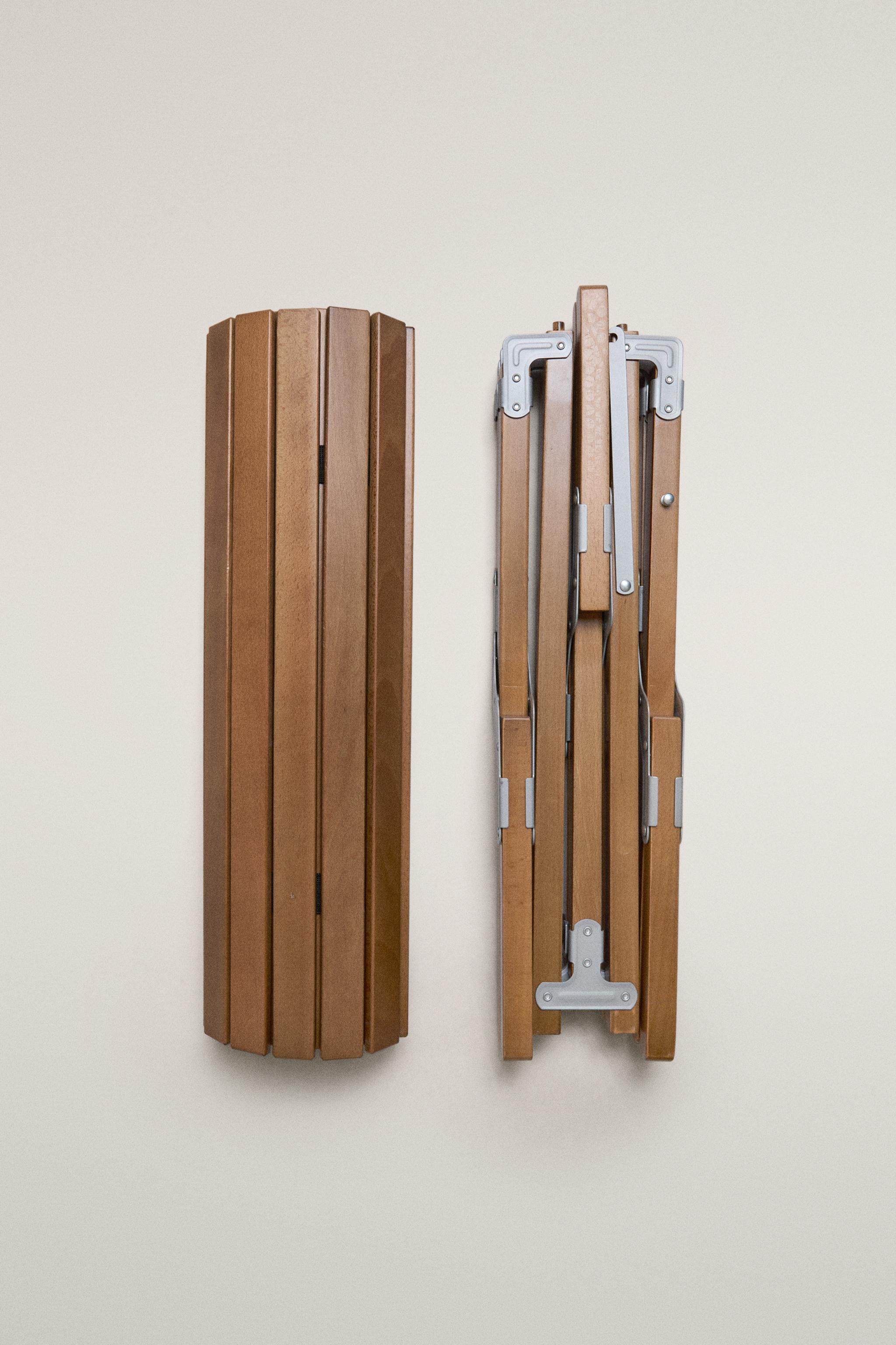 FOLDABLE BEECH WOOD CAMPING TABLE