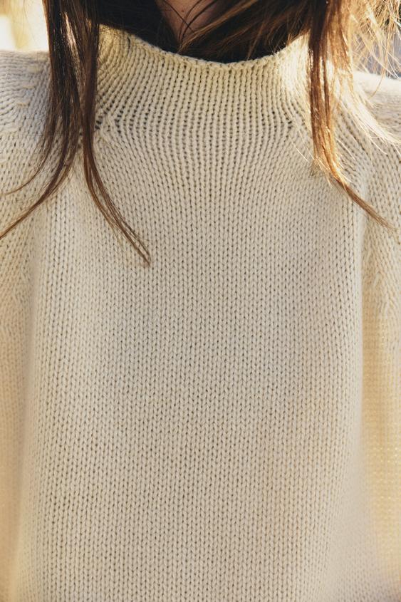 PULL EN GROSSE MAILLE - Écru de Zara - Image 2