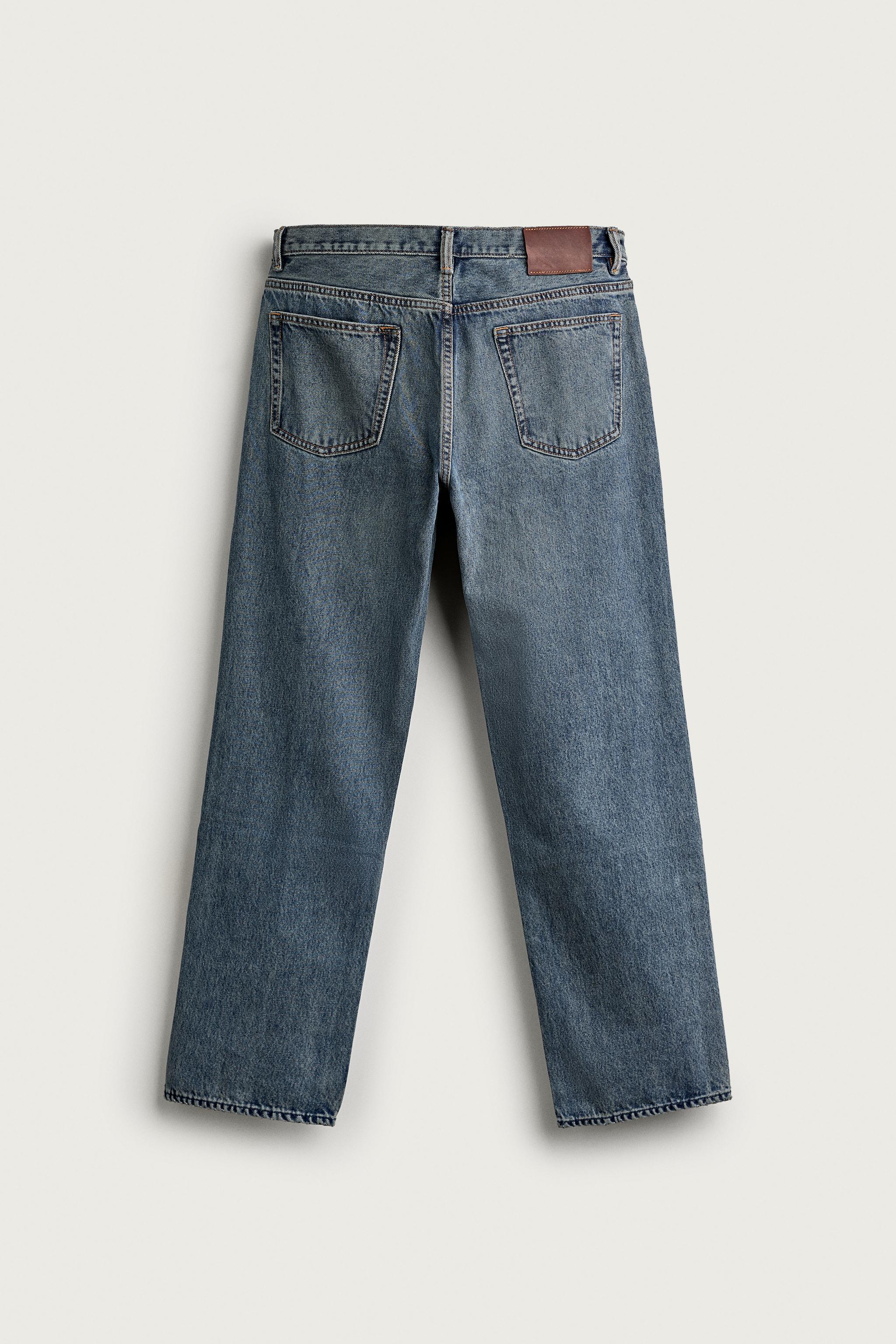 STRAIGHT-FIT JEANS