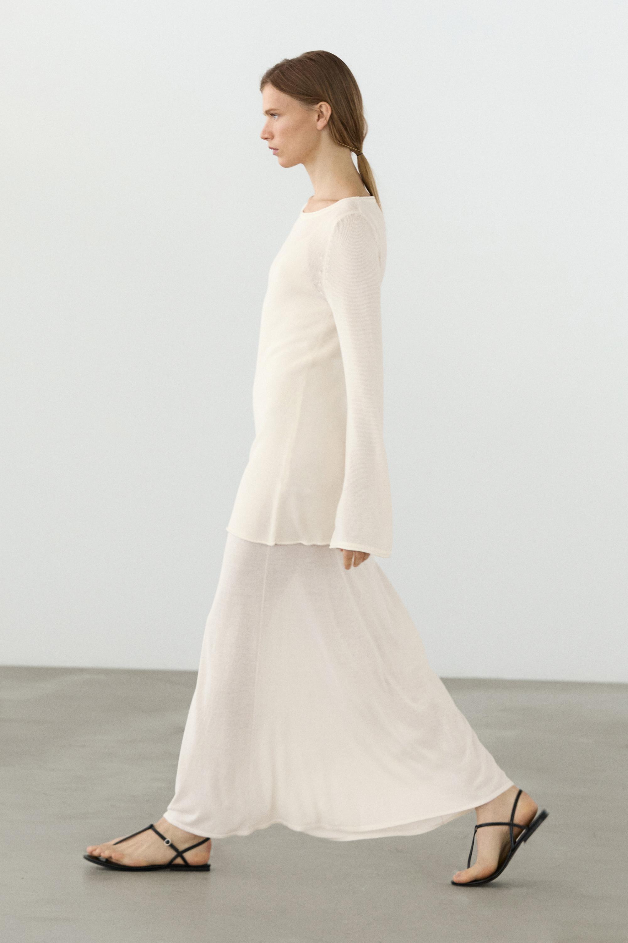 Double-layer knit dress with long sleeves