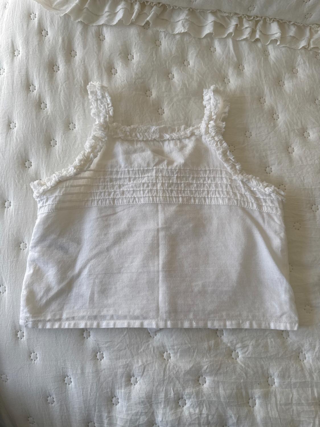 EMBROIDERED TOP WITH RUFFLES - Image 2