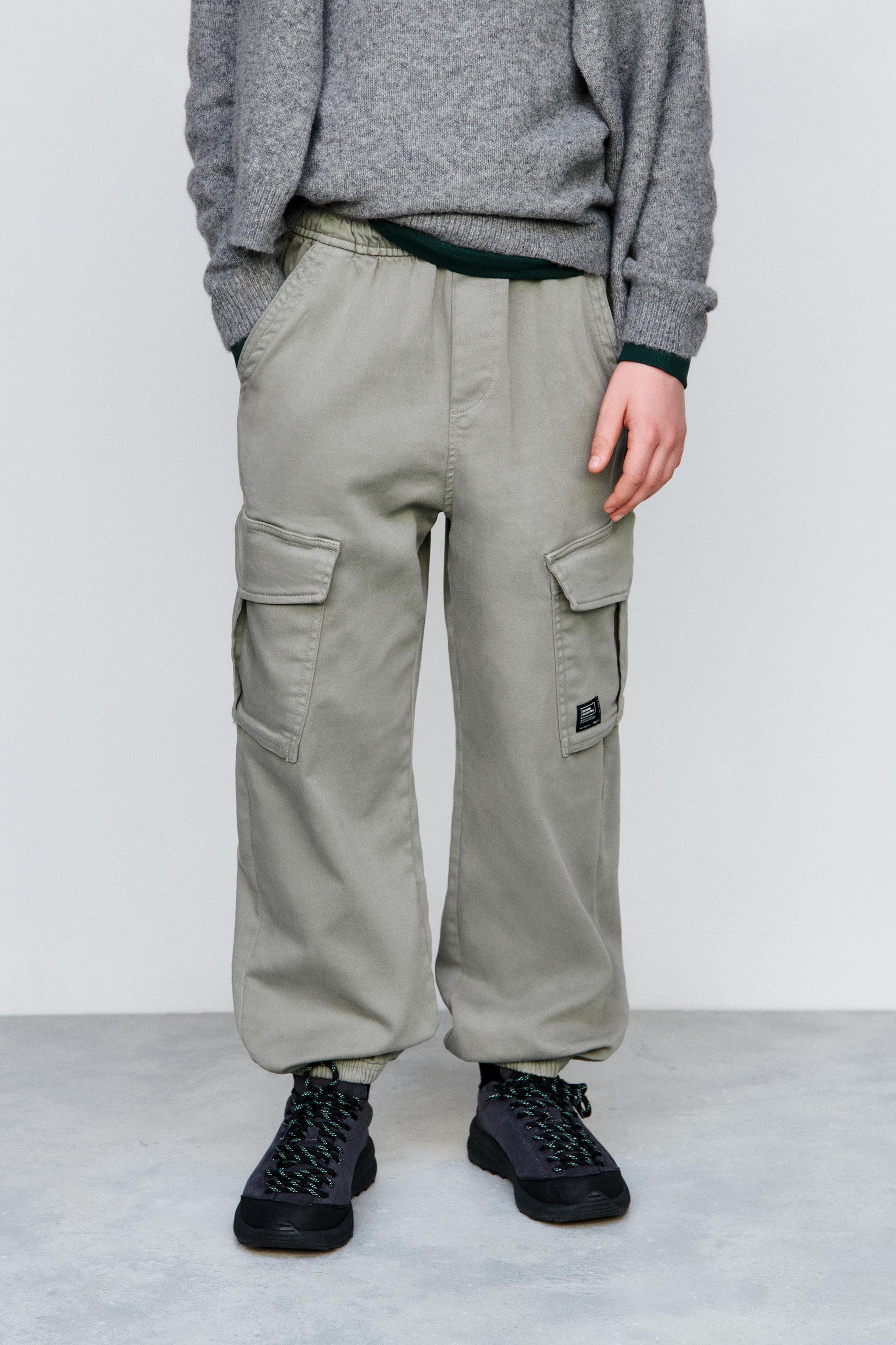LABEL CARGO JOGGER PANTS