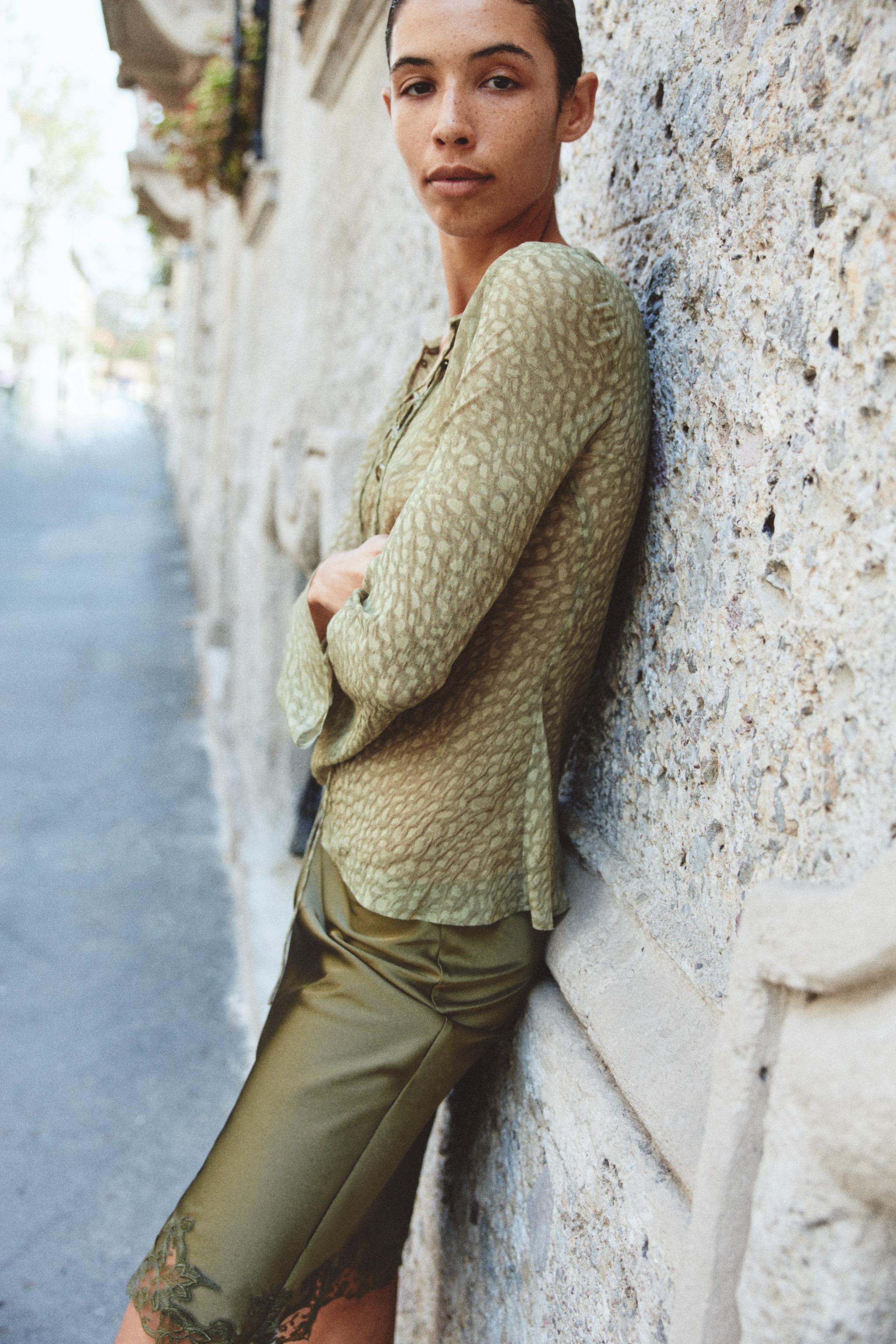 CHEMISE JACQUARD À LAÇAGE