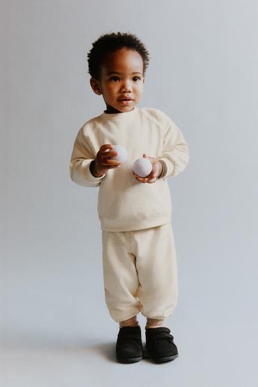 JOGGER TROUSERS AND SWEATSHIRT CO ORD - Ecru by Zara