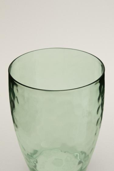 ACRYLIC TUMBLER WITH HAMMERED EFFECT - Green by Zara