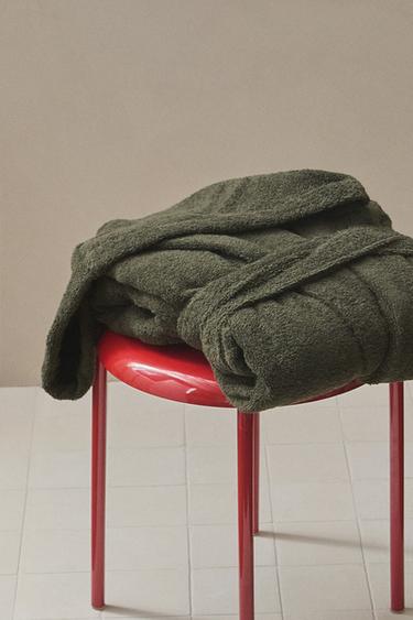 HOODED BATHROBE (360 GXM²) — Dark green 1