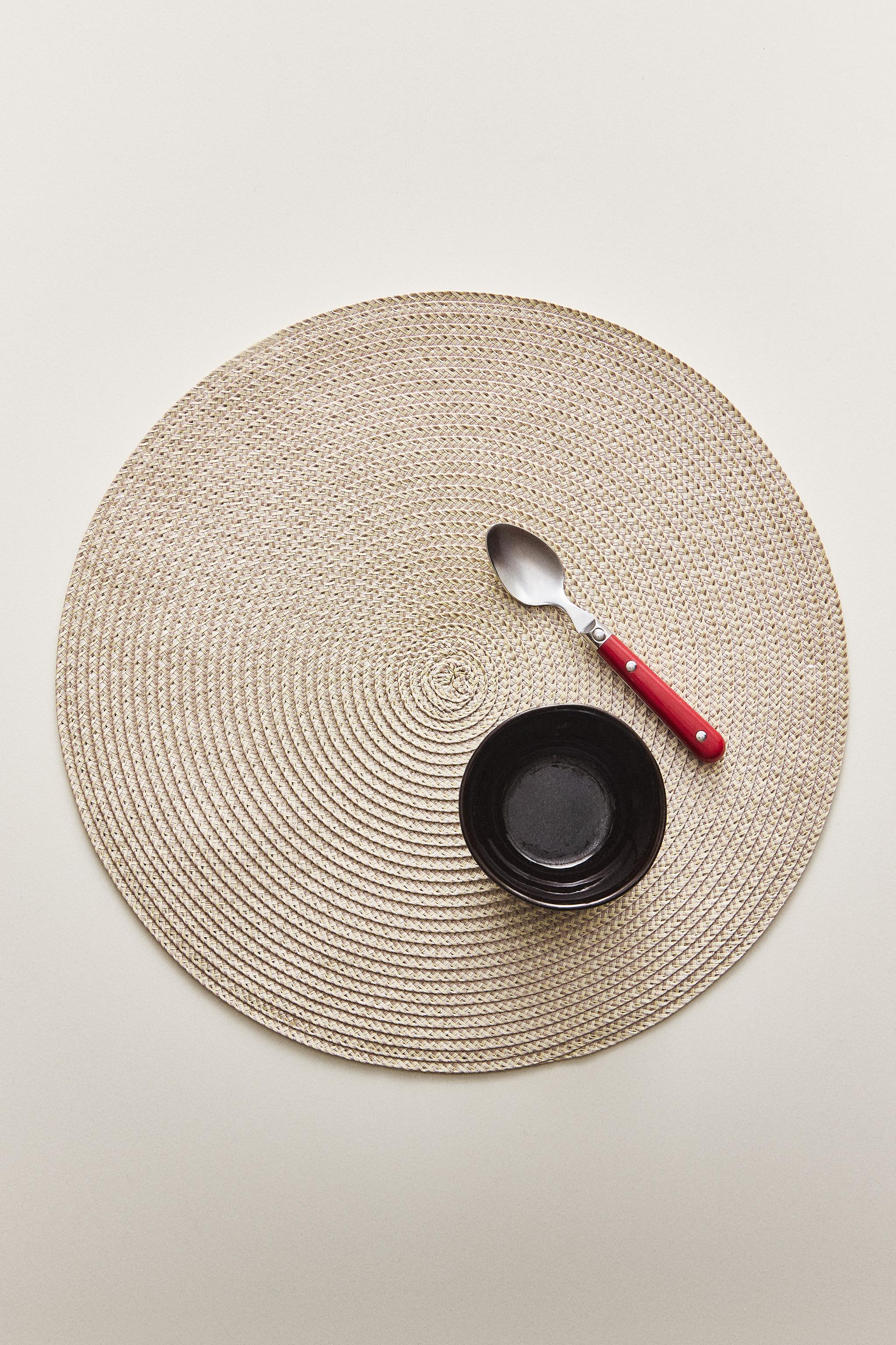 ROUND PLACEMATS (PACK OF 2)