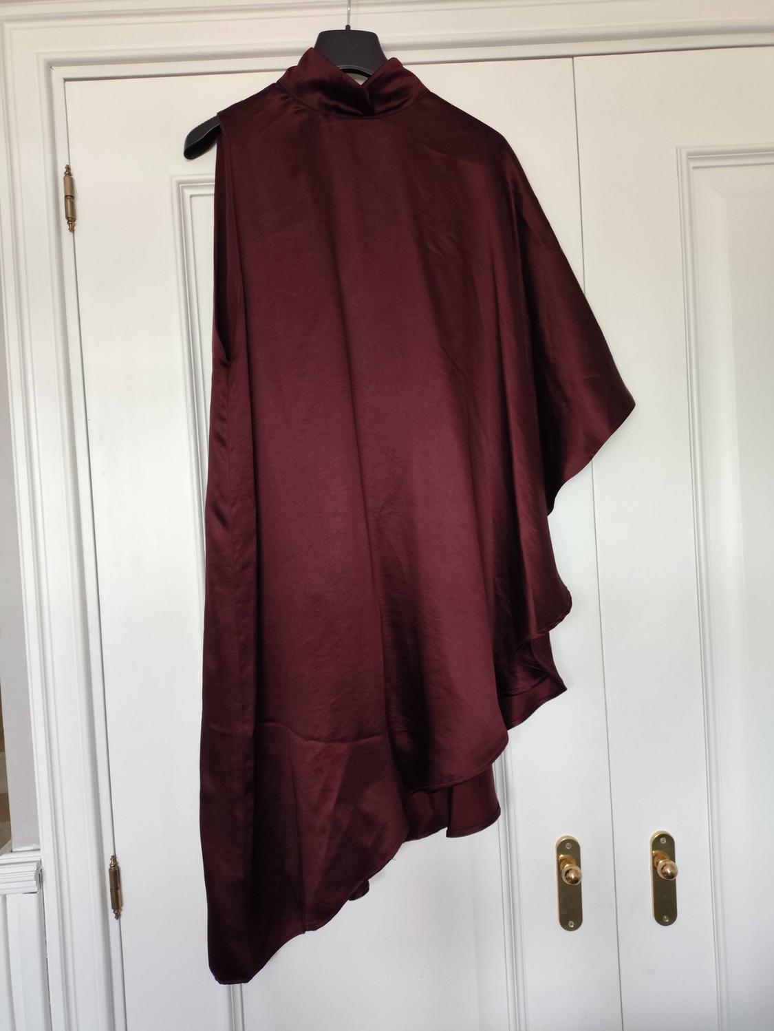 ASYMMETRIC TOP - LIMITED EDITION - Image 4