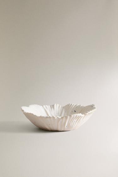 Zara CERAMIC FLORAL INCENSE BURNER - Pale pink - Image 0