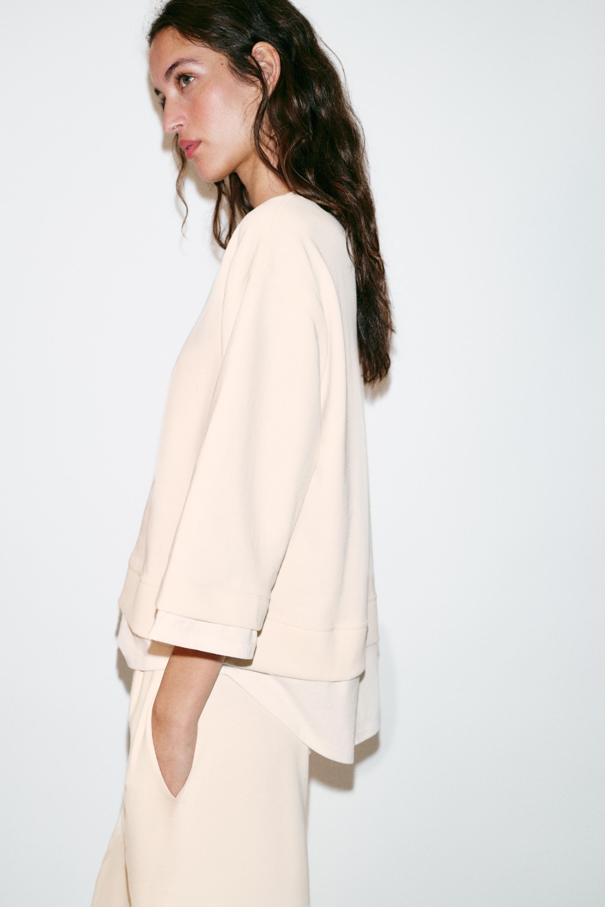 COMBINATION LONG SLEEVE SWEATSHIRT