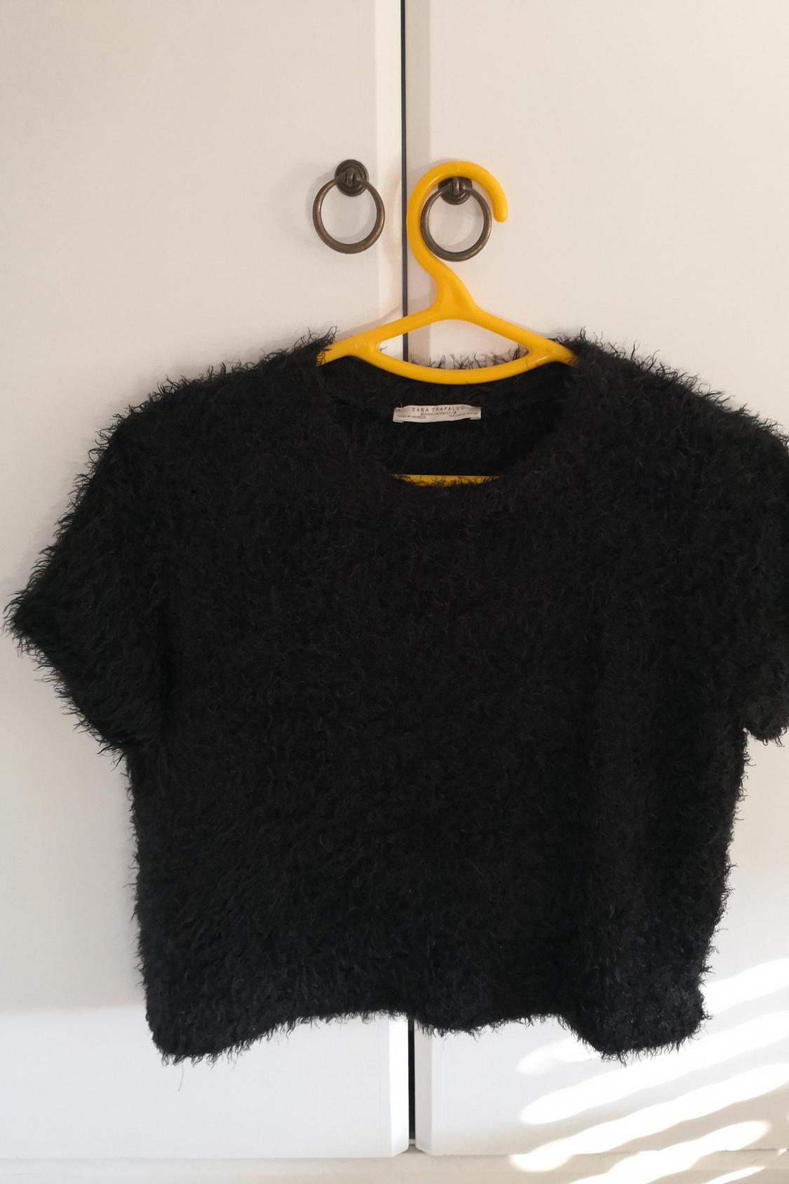 FAUX FUR TOP